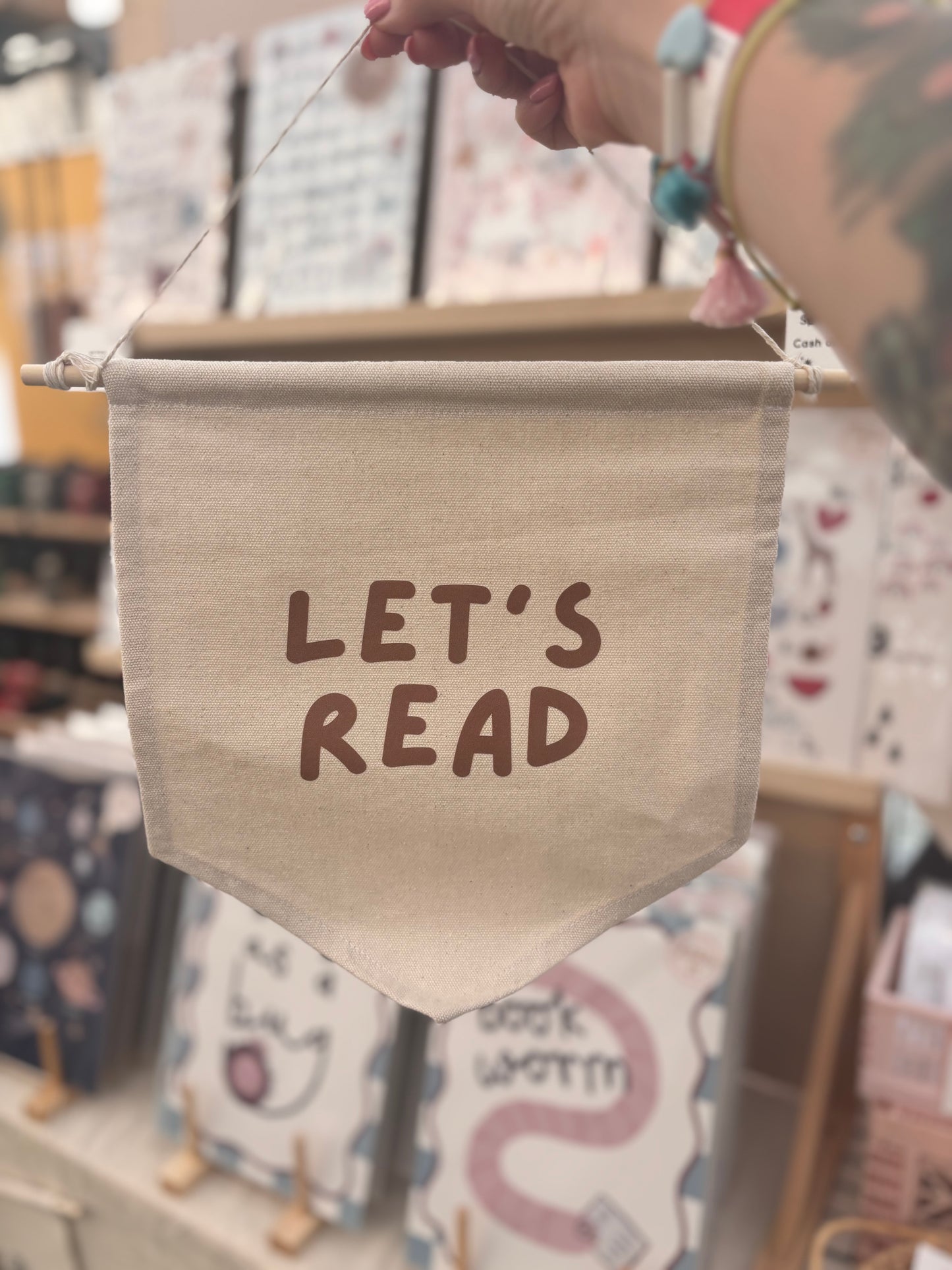 Let’s Read Caramel 24x24cm hanging banner Birthday Sale