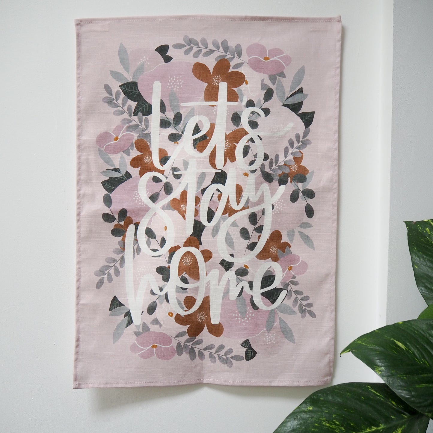 Let’s stay home pink wall hanging 50x70cm Sample Sale