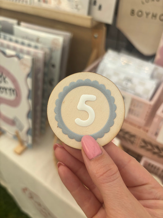 5 - Wooden birthday badge with scalloped design 4cm Birthday Sale