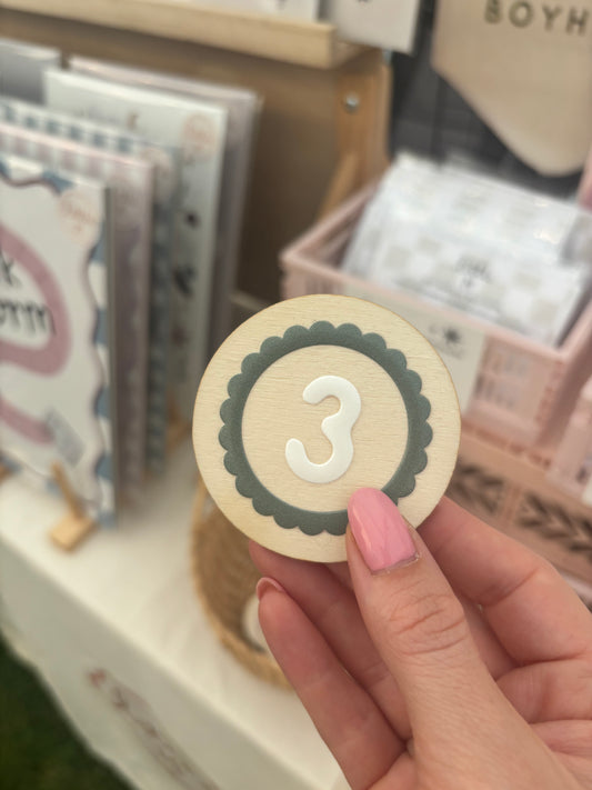 3 - Wooden birthday badge with scalloped design 4cm Birthday Sale - more colours available