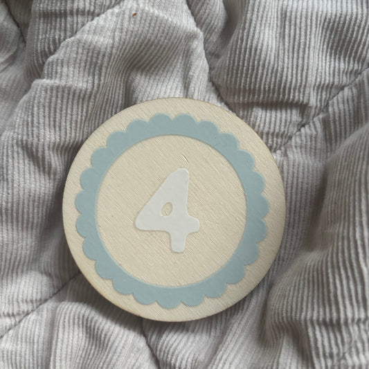 4 Badge 8cm - Sample SALE