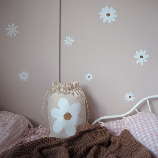 Daisy Sticker Pack min 7 daisies per pack - more colours available Sample Sale